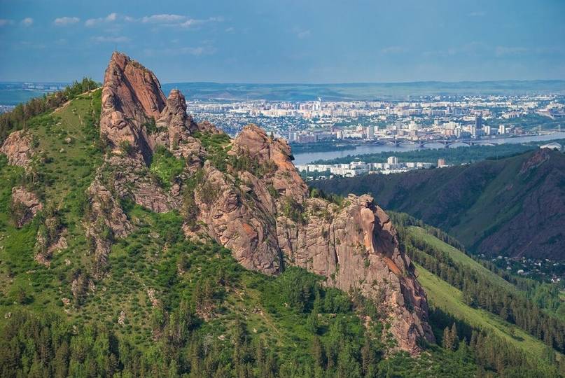 «Красноярские Столбы» вошли в топ-15 живописных мест России