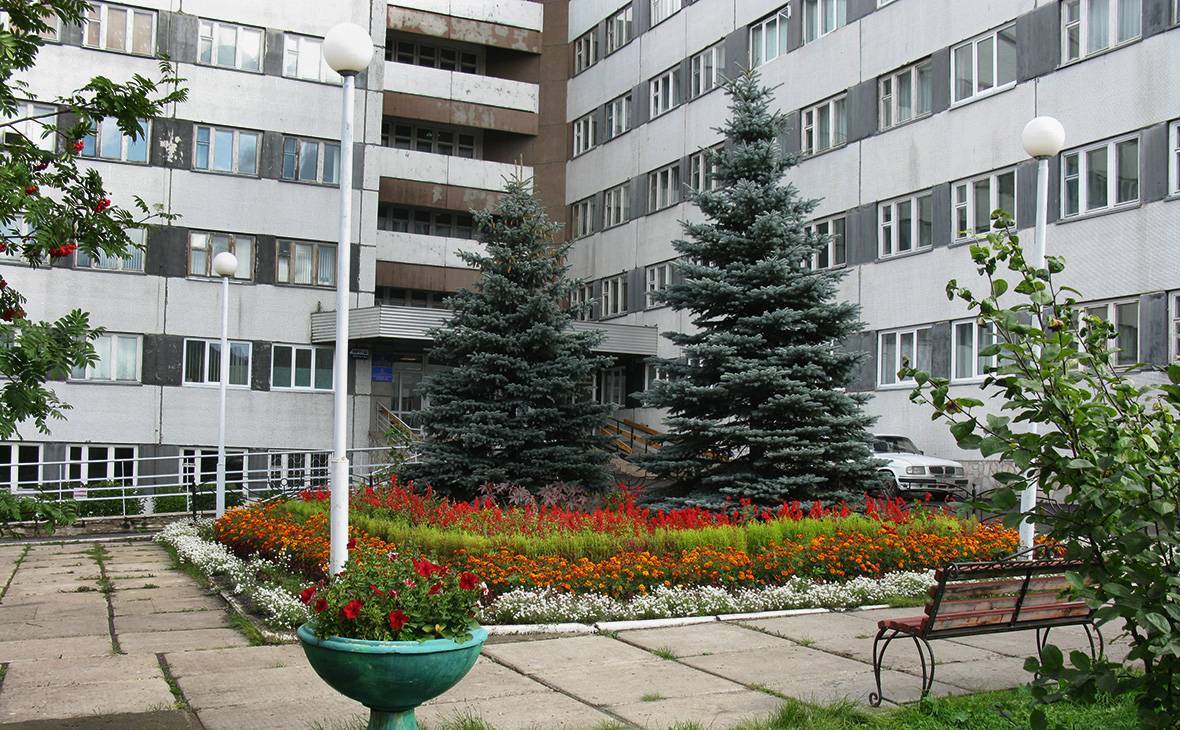 В Красноярске скончалась выпавшая из окна госпиталя для ветеранов войн Елена Непомнящая