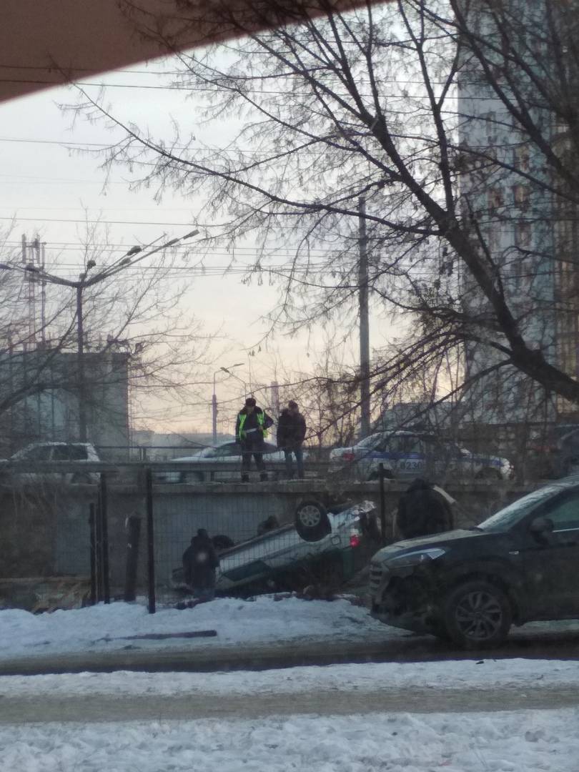 3E04UZ9ITbM.jpg 3E04UZ9ITbM.jpg