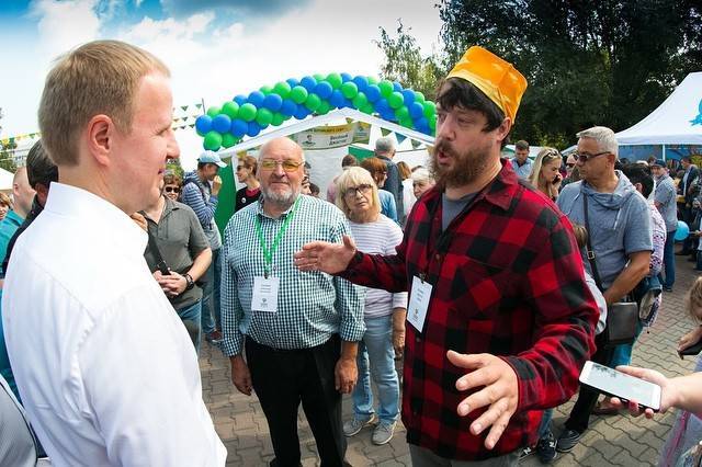 молочникъ.jpg молочникъ.jpg