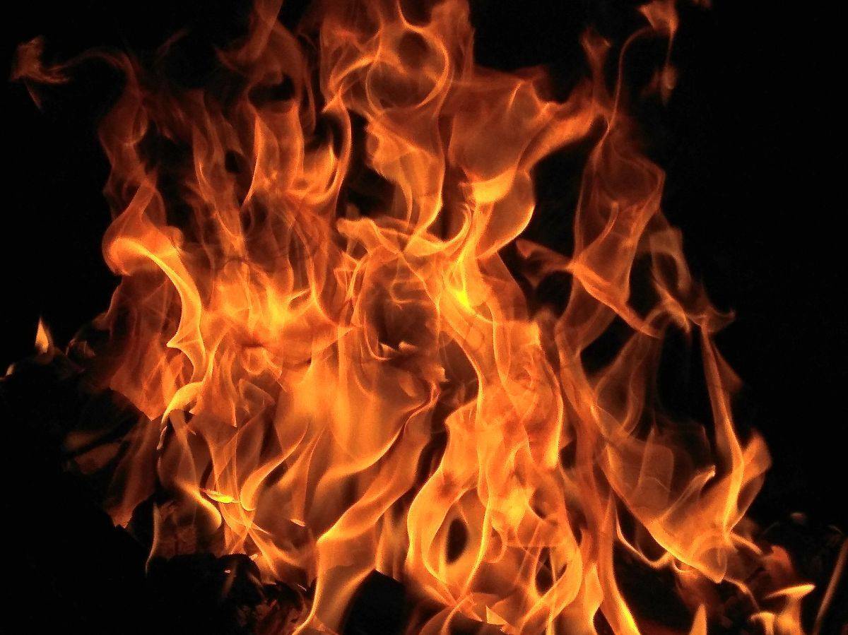 IMG_20180828_221048_HDR.jpg IMG_20180828_221048_HDR.jpg