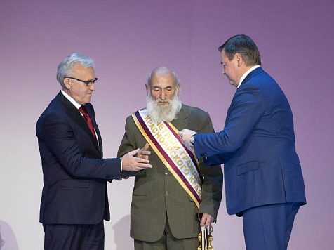 Арэг Демирханов стал почетным гражданином Красноярского края. <i>Фото Александр Паниотов</i>