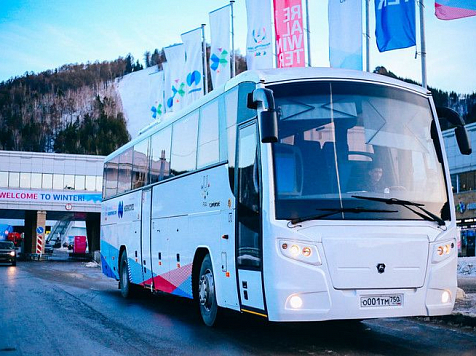 В Красноярске запускают бесплатные автобусы до аэропорта с интернетом и розетками. Фото: krsk2019.ru