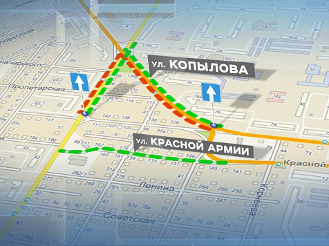 Ограничение на Копылова из-за строительства подземного перехода продлили до августа. Кадр: архив «7 канала»