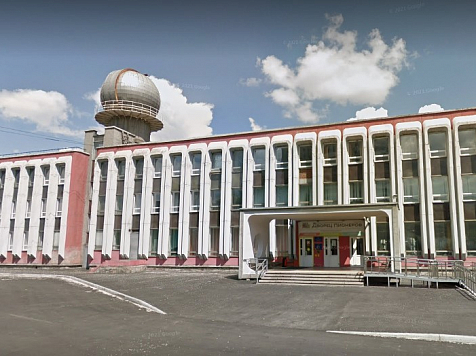 На план реконструкции красноярского Дворца пионеров выделили 37 млн рублей. Фото: google.com/maps