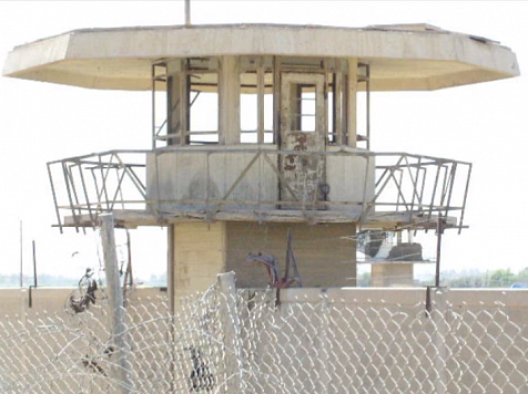 Красноярки попали в главную женскую тюрьму Ирака за возможную связь с террористами ИГ. Скриншот: David Ruhf / youtube.com