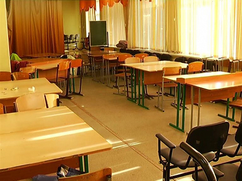 Большинство школ Красноярска с сентября решили перевести на пятидневку. Кадр: архив «7 канала»