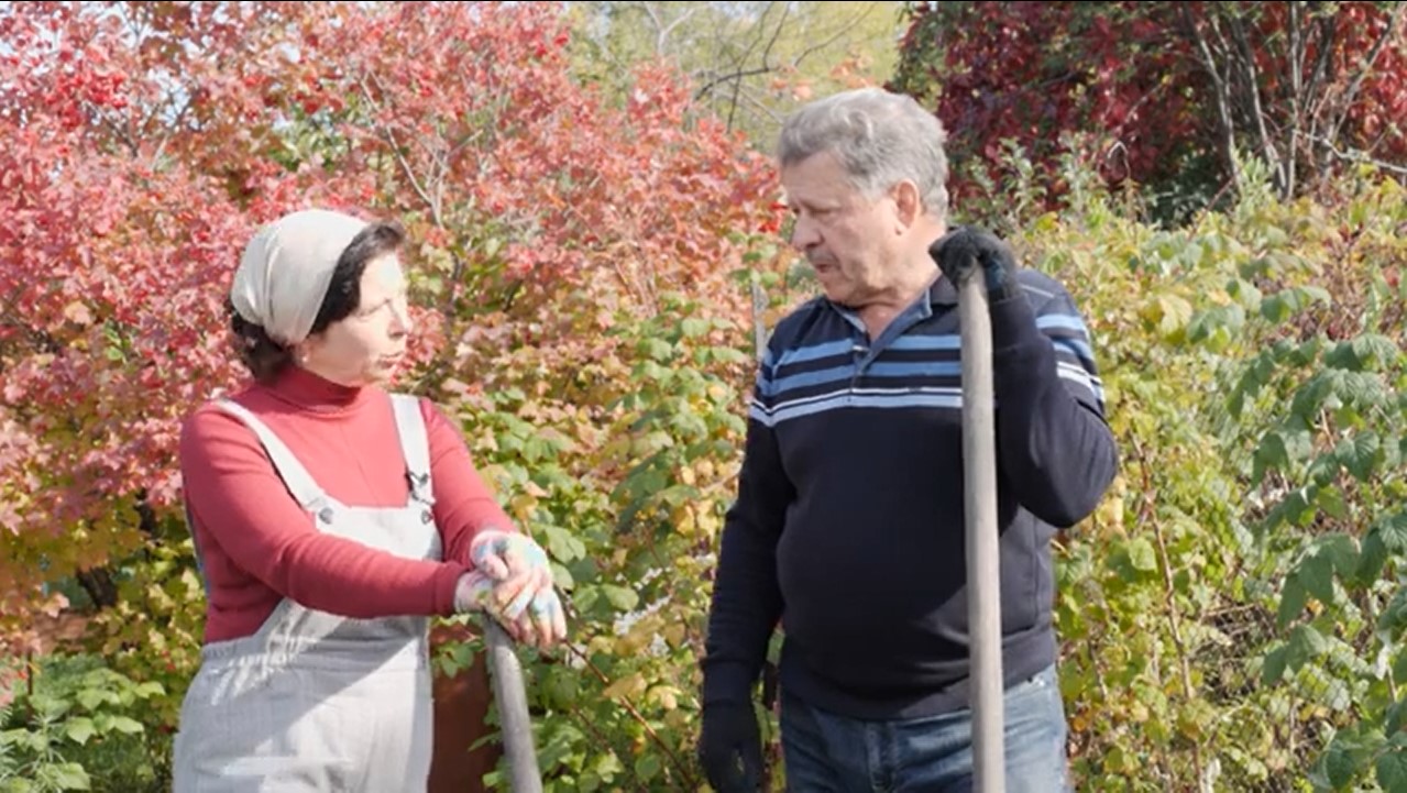 Перекопать огород – чтобы побольше урожая собрать! — Все в сад! — 7 ...