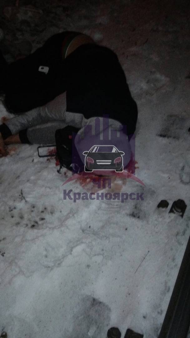В Красноярске поезд сбил переходившего ЖД пути на красный 19-летнего парня