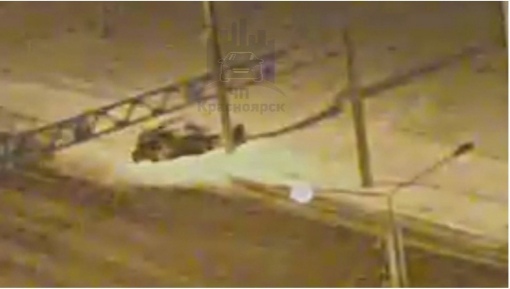 В Красноярске после ночного ДТП на Копылова водитель пролетел несколько метров и убежал