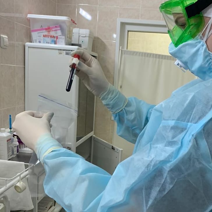 1000 доз вакцины от коронавируса поступила в Красноярск 