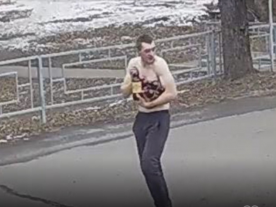 Полиция ищет полуголого похитителя пива (видео)					     title=