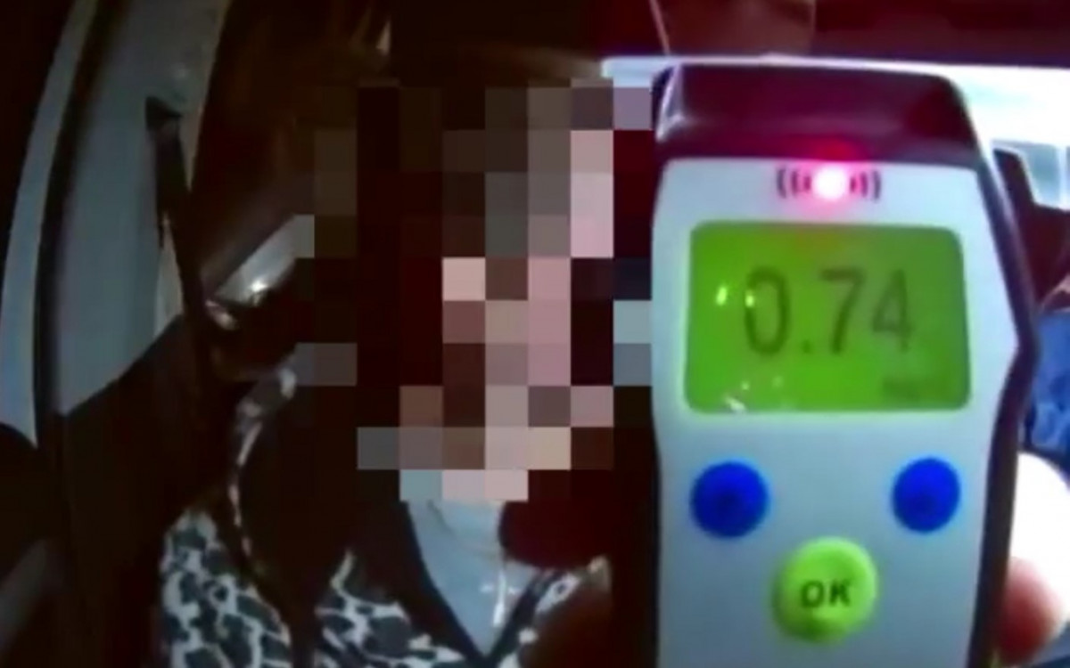 Под Красноярском сотрудники ГИБДД задержали пьяную автомобилистку с ребёнком-пассажиром
