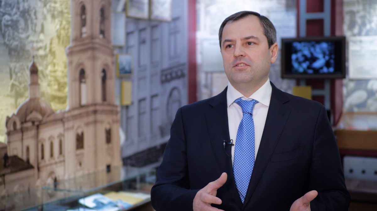 Музей истории финансов Красноярского края Владимир Бахарь.png