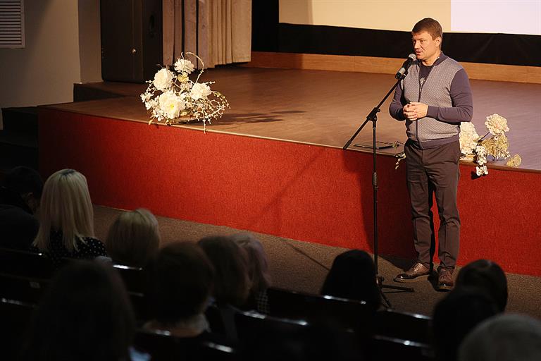 Мэр.jpg Мэр.jpg