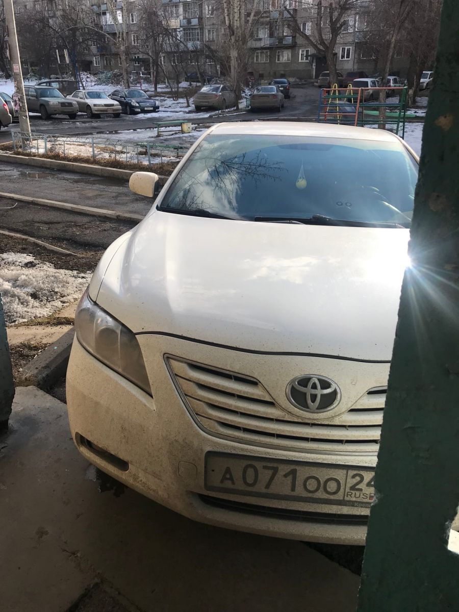 В Красноярске водителя администрации уволили за парковку у подъезда.jpg В Красноярске водителя администрации уволили за парковку у подъезда.jpg