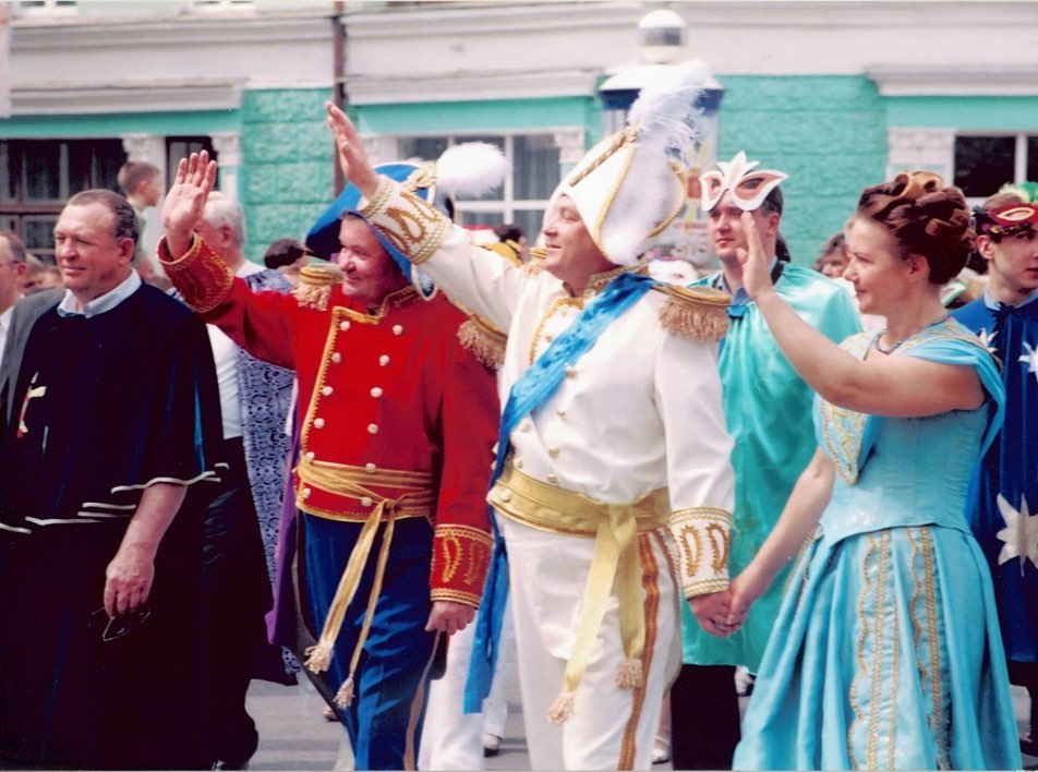 Пётр Пимашков, карнавал.jpg Пётр Пимашков, карнавал.jpg