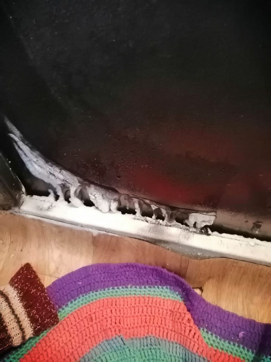 В Красноярском крае чиновники выделили девушке-сироте непригодную для жилья квартиру.jpg В Красноярском крае чиновники выделили девушке-сироте непригодную для жилья квартиру.jpg