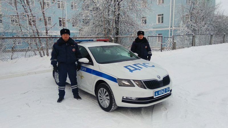 полицейские Железногорск - Лобанов и Поликарпов.jpg