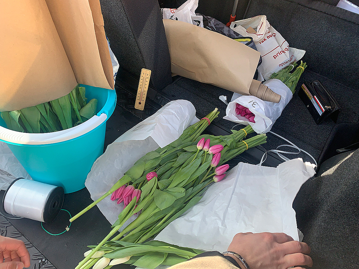 Продавцы цветов.jpg Продавцы цветов.jpg