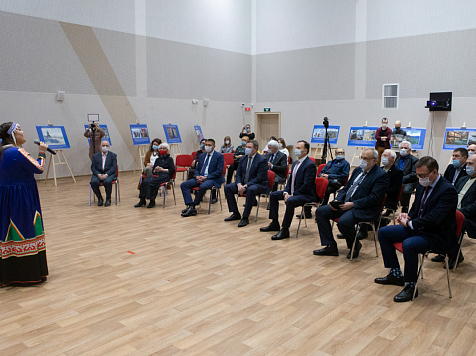 Председатель Законодательного Собрания края посетил выставку о Таймыре. Фото: https://www.sobranie.info/