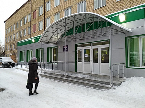 Завтра в поликлиниках Красноярского края проведут прием детей и взрослых. Фото: yandex.ru/maps