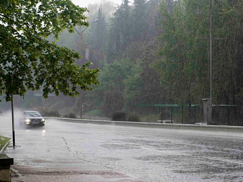 Из-за сильных дождей в Красноярском крае могут выйти из берегов реки. Фото: МЧС