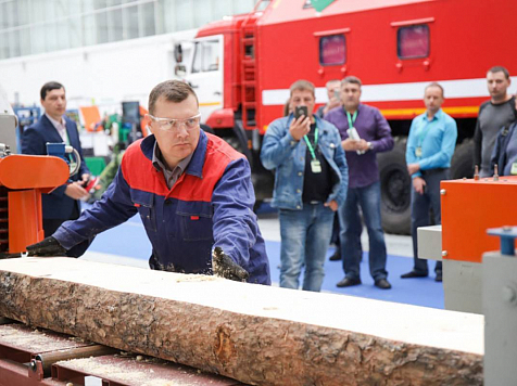 В Красноярске начала работу лесопромышленная выставка «Эксподрев–2020». Фото: dela.ru