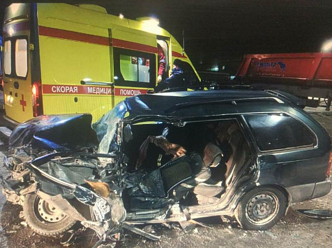 В Ачинске из-за пьяного водителя пострадали два подростка. Фото: ГИБДД