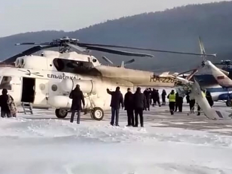 В Красноярском крае вертолет врезался прямо в здание аэропорта и сломал себе часть хвоста . фото: социальные сети 