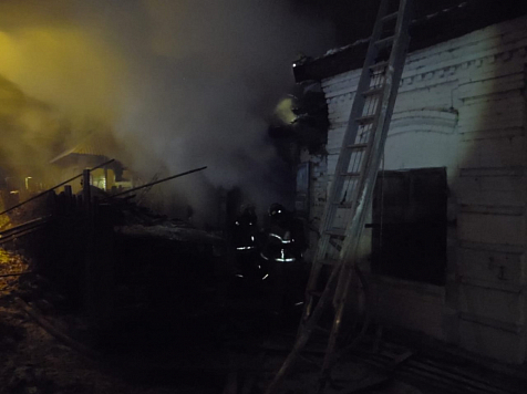 3 человека погибли в пожаре в Минусинске. Фото: МЧС по Красноярскому краю