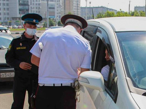 Приставы в Красноярском крае нашли и арестовали почти 375 авто штрафников. Фото: Управление ФССП по краю