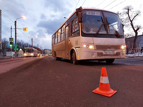 В Красноярске маршрутка проехала на красный светофор и сбила 10-летнего мальчика. Фото, видео: ГИБДД
