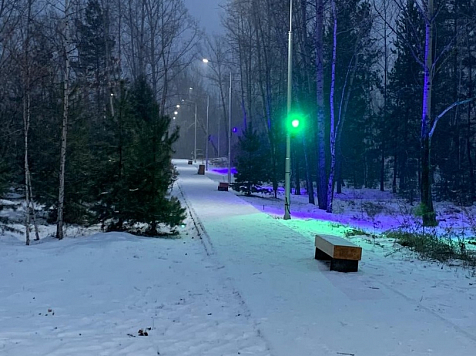 В Татышев-парке появилась новая подсветка. Фото: <a href="https://vk.com/krasnoyarskrf">https://vk.com/krasnoyarskrf</a>