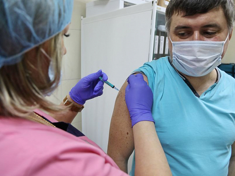 В Красноярске сегодня открыли ещё 3 пункта вакцинации от COVID-19. Фото: Олег Кузьмин